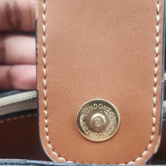 London Fog Cream and Brown Crossbody Bag with Textured Design - Picture 13 of 13